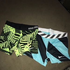 Womens LARGE Nike pro shorts